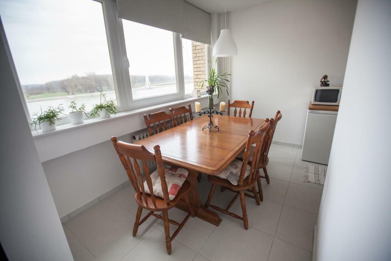 Riverview Apartment أوسييك المظهر الخارجي الصورة